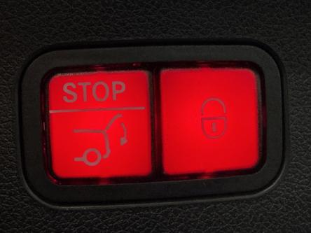 MERCEDES-BENZ E 300 e Break AMG Hyperscreen, Panorama, 360 Camera, Burmester 4D Sound