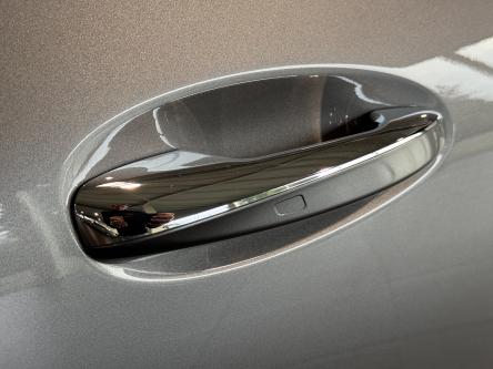 MERCEDES-BENZ EQA 350 Amg Panorama, 360 Camera, Distronic, Keyless-Go, Led