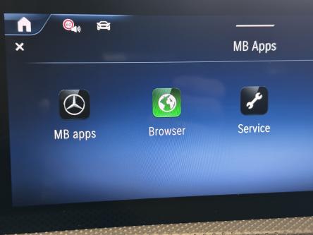 MERCEDES-BENZ A 35 AMG 4M Multibeam Led, Dodehoeks Assist, Mbux, DAB