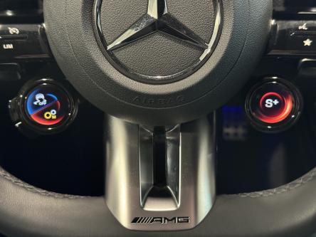MERCEDES-BENZ A 35 AMG 4M Multibeam Led, Dodehoeks Assist, Mbux, DAB