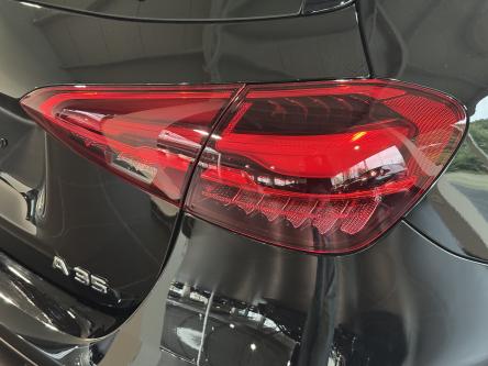 MERCEDES-BENZ A 35 AMG 4M Multibeam Led, Dodehoeks Assist, Mbux, DAB