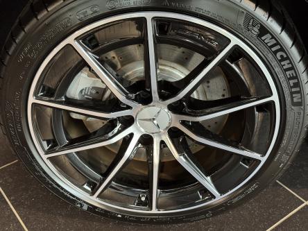 MERCEDES-BENZ A 35 AMG 4M Multibeam Led, Dodehoeks Assist, Mbux, DAB