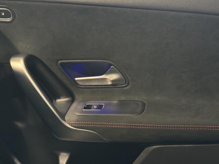 MERCEDES-BENZ A 35 AMG 4M Multibeam Led, Dodehoeks Assist, Mbux, DAB