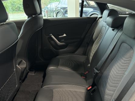 MERCEDES-BENZ CLA 180 SB Progressive Camera, Led High Performance, Mbux, DAB