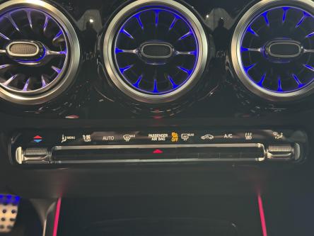 MERCEDES-BENZ EQA 300 4M AMG Mbux, Achteruitrij Camera, DAB, Led