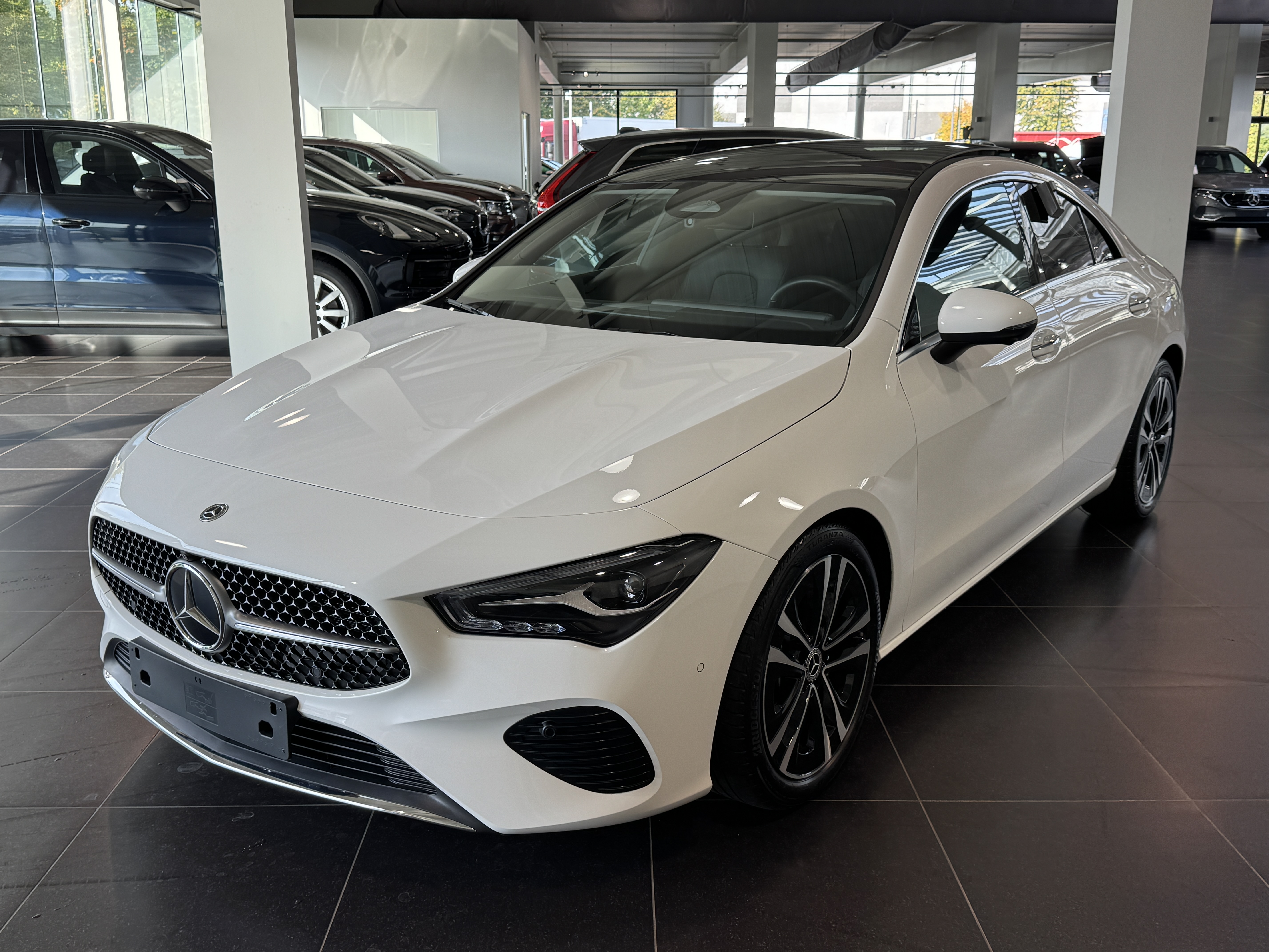 MERCEDES-BENZ CLA 180 Progressive Panorama, Achteruitrij Camera, Distronic, Led, DAB