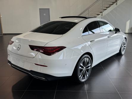 MERCEDES-BENZ CLA 180 Progressive Panorama, Achteruitrij Camera, Distronic, Led, DAB