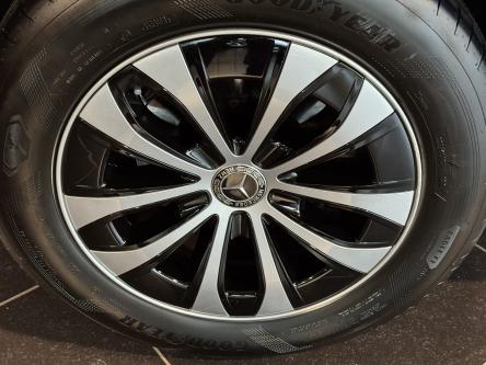 MERCEDES-BENZ E 220 d Avantgarde Panorama, 360 Camera, Distronic, Pdc, Digital Light