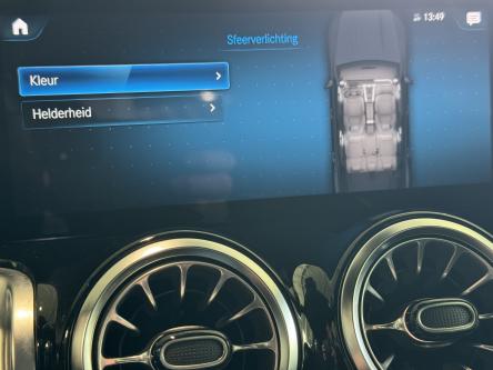 MERCEDES-BENZ EQB 250 Amg Mbux, Camera, Dodehoeks Assist, Led