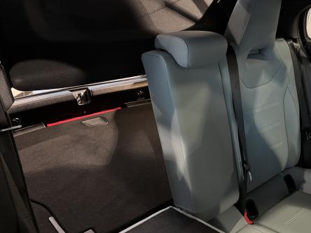 MERCEDES-BENZ A 180 Progressive Night Pack, Panorama, Mbux, Led, DAB