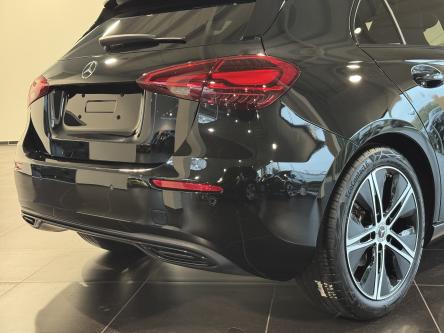 MERCEDES-BENZ A 180 Progressive Night Pack, Panorama, Mbux, Led, DAB