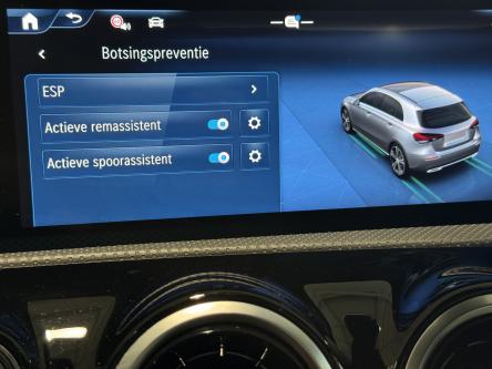 MERCEDES-BENZ A 180 Progressive Night Pack, Panorama, Mbux, Led, DAB