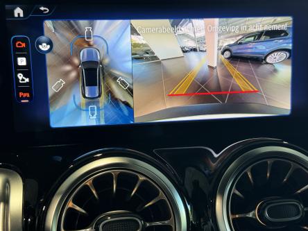 MERCEDES-BENZ EQB 300 4M AMG Facelift, Night, Panorama, Head-Up Display, Burmester Sound