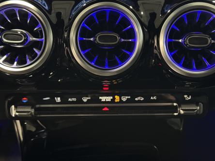 MERCEDES-BENZ CLA 200 SB Amg Panorama, 360 Camera, Burmester Sound, Led