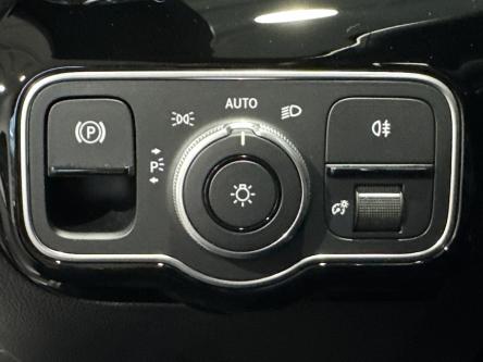 MERCEDES-BENZ CLA 200 SB Amg Panorama, 360 Camera, Burmester Sound, Led