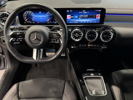 MERCEDES-BENZ CLA 200 SB Amg Panorama, 360 Camera, Burmester Sound, Led