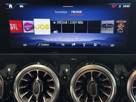 MERCEDES-BENZ EQA 300 4M Progressive Burmester Sound, 360 Camera, ACC, 20 Inch Alu