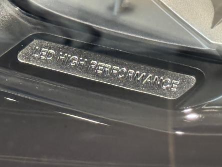 MERCEDES-BENZ EQA 300 4M Progressive Burmester Sound, 360 Camera, ACC, 20 Inch Alu