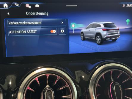 MERCEDES-BENZ EQA 300 4M Progressive Burmester Sound, 360 Camera, ACC, 20 Inch Alu