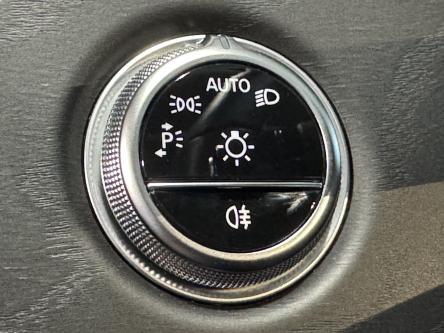 MERCEDES-BENZ E 300 e Avantgarde Keyless-Go, Distronic, Camera, Mbux, DAB, Led