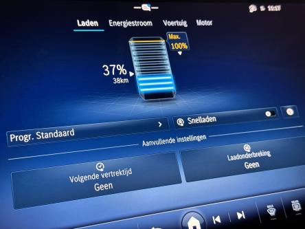 MERCEDES-BENZ E 300 e Avantgarde Keyless-Go, Distronic, Camera, Mbux, DAB, Led