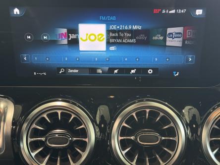 MERCEDES-BENZ EQB 250 Amg Mbux, Camera, Dodehoeks Assist, Led
