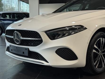 MERCEDES-BENZ A 250 e Progressive Keyless-Go, Camera, Mbux, DAB, Led