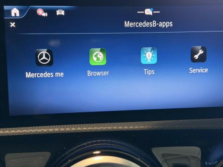 MERCEDES-BENZ A 200 Amg Panorama, Night Pack, Dodehoeks Assist, Mbux, DAB , Led