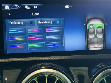 MERCEDES-BENZ A 200 Amg Panorama, Night Pack, Dodehoeks Assist, Mbux, DAB , Led