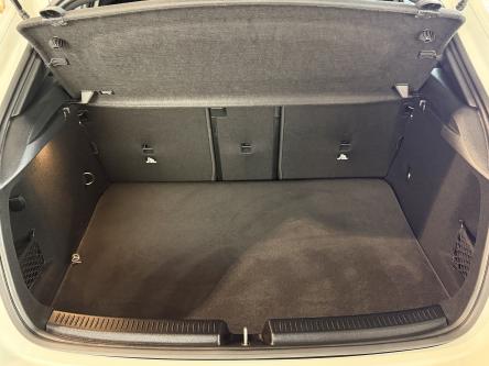 MERCEDES-BENZ A 200 Amg Panorama, Night Pack, Dodehoeks Assist, Mbux, DAB , Led