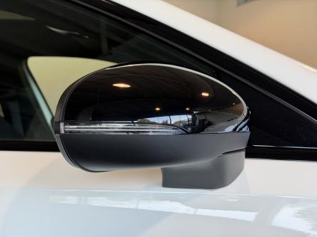 MERCEDES-BENZ A 200 Amg Panorama, Night Pack, Dodehoeks Assist, Mbux, DAB , Led