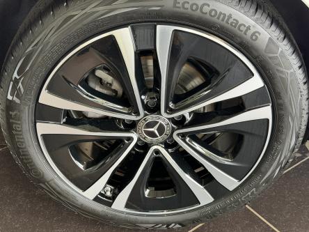 MERCEDES-BENZ CLA 180 Progressive Panorama, Night Pack, Keyless-Go, Camera, Mbux