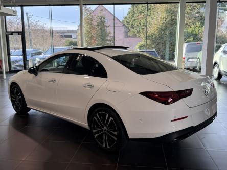 MERCEDES-BENZ CLA 180 Progressive Panorama, Night Pack, Keyless-Go, Camera, Mbux