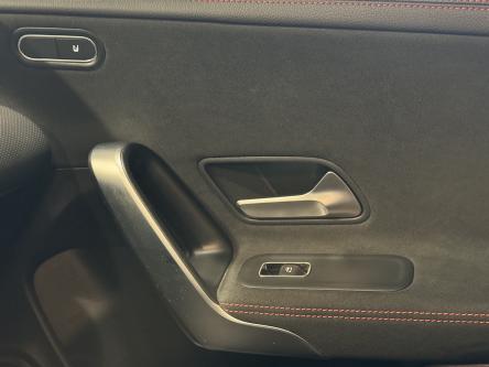 MERCEDES-BENZ CLA 250 e SB Amg Camera, Keyless-Go, Dodehoeks Assist, Led, DAB, Mbux