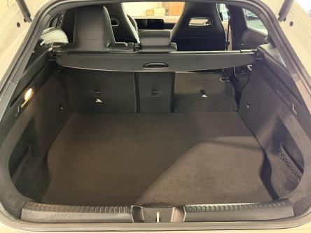 MERCEDES-BENZ CLA 250 e SB Amg Night Pack, Panorama, Head-Up Display, 360 Camera, 19 Inch