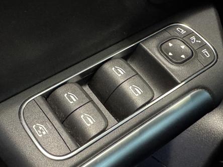 MERCEDES-BENZ EQA 250 Amg Mbux, Led, DAB, Camera