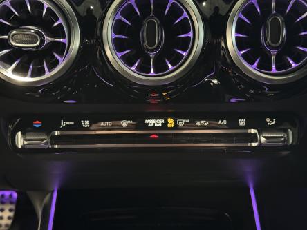 MERCEDES-BENZ EQA 250 Amg Mbux, Led, DAB, Camera