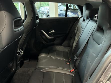 MERCEDES-BENZ CLA 180 SB Progressive Panorama, Multibeam Led, Leder, Dodehoeks Assist