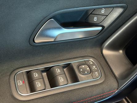 MERCEDES-BENZ CLA 180 SB AMG Panorama, Head-Up Display, Keyless-Go, 360 Camera, Led