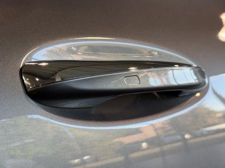 MERCEDES-BENZ CLA 180 SB AMG Panorama, Head-Up Display, Keyless-Go, 360 Camera, Led