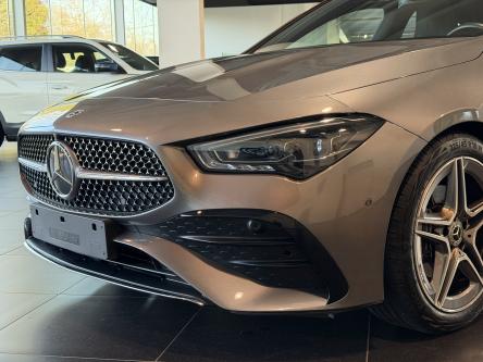 MERCEDES-BENZ CLA 180 SB AMG Panorama, Head-Up Display, Keyless-Go, 360 Camera, Led