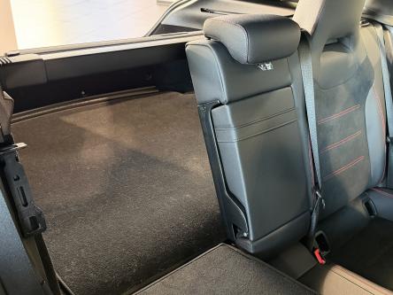 MERCEDES-BENZ CLA 180 SB AMG Panorama, Head-Up Display, Keyless-Go, 360 Camera, Led