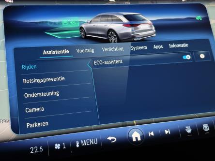 MERCEDES-BENZ E 300 e Break Amg Hyperscreen, Night Pack, Distronic, Keyless-Go, Led