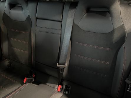 MERCEDES-BENZ A 180 Amg Night Pack, Panorama, 360 Camera, Distronic, Led