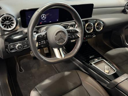 MERCEDES-BENZ A 180 Amg Night Pack, Panorama, 360 Camera, Distronic, Led