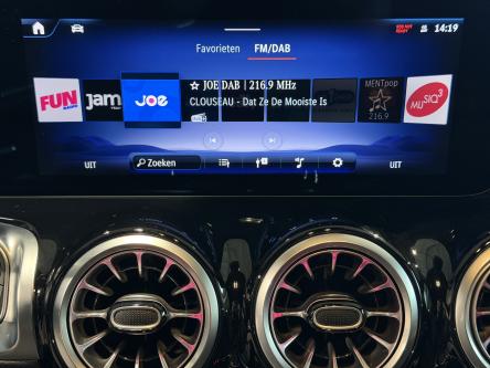 MERCEDES-BENZ EQB 300 4M AMG Night Pack, 360 Camera, Trekhaak, Leder, Led