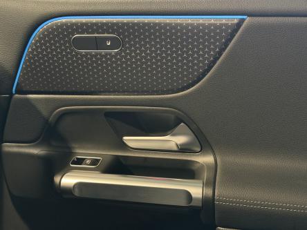 MERCEDES-BENZ EQB 300 4M AMG Night Pack, 360 Camera, Trekhaak, Leder, Led