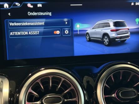 MERCEDES-BENZ EQB 300 4M AMG Night Pack, 360 Camera, Trekhaak, Leder, Led