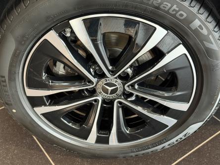 MERCEDES-BENZ A 180 Progressive Panorama, Achteruitrij Camera, Led, Mbux