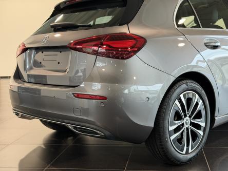 MERCEDES-BENZ A 180 Progressive Panorama, Achteruitrij Camera, Led, Mbux